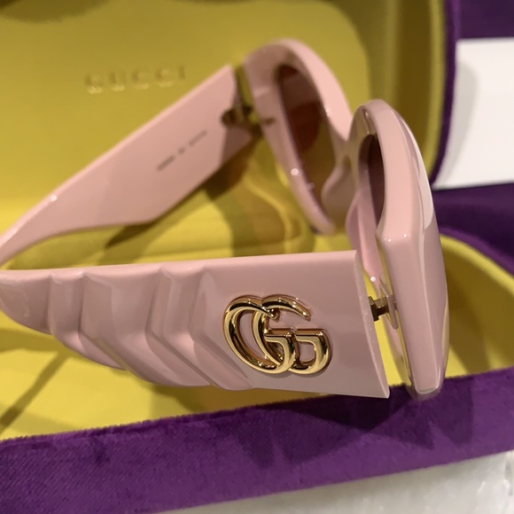 🌸NEW 💯authentic pink GUCCI WOMEN’S sunglasses 🕶 💯 authentic with box. - Picture 12 of 14